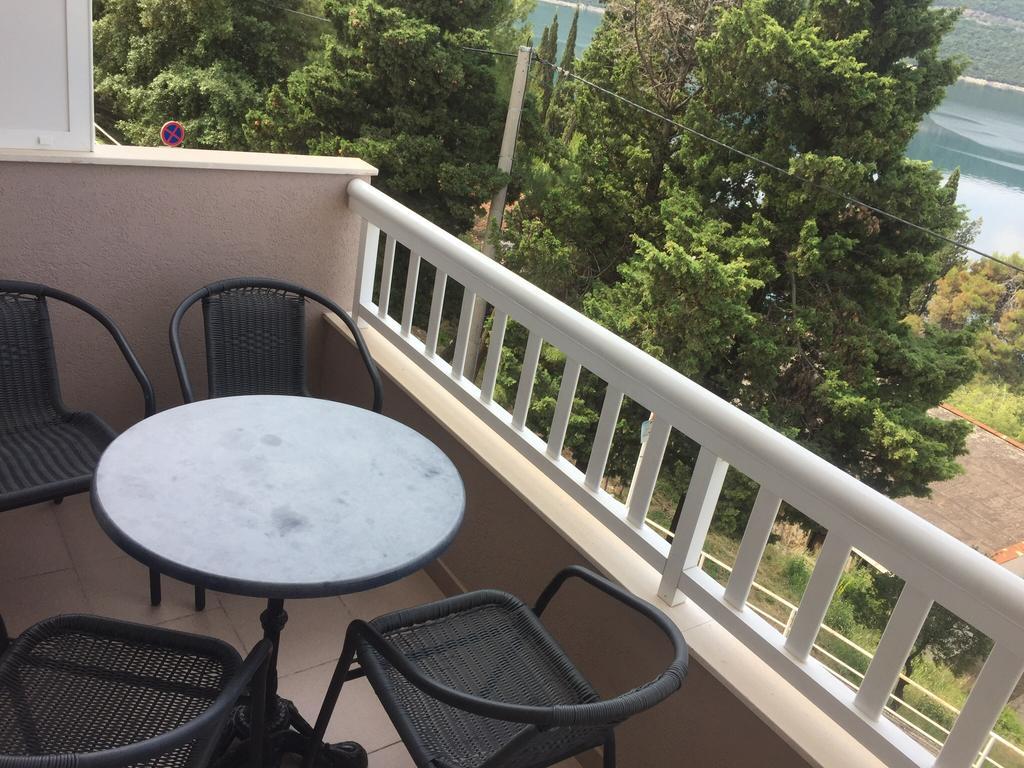 Apartments Kristic Неум Экстерьер фото