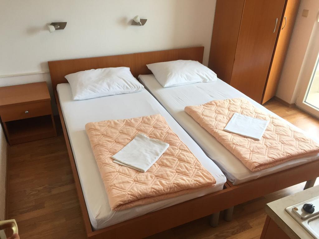 Apartments Kristic Неум Экстерьер фото